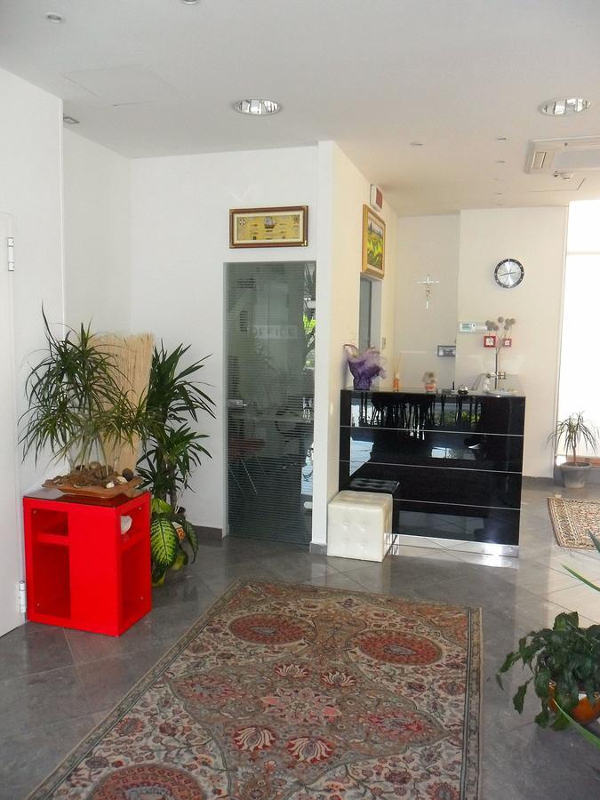 Hotel Etoile Римини Екстериор снимка